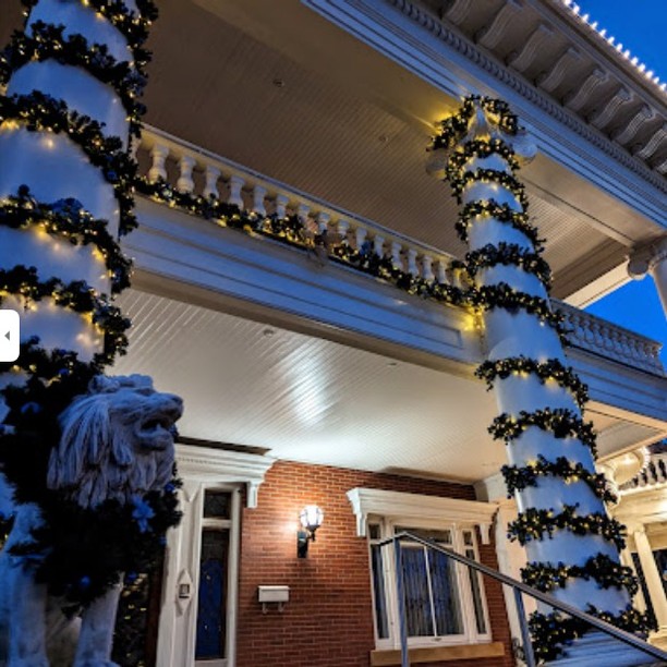 Christmas Lights Installation Edmonton Heights Residential