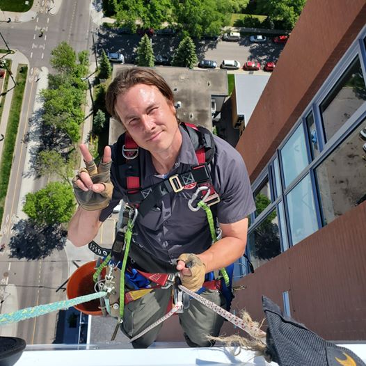High-Rise Window Cleaning